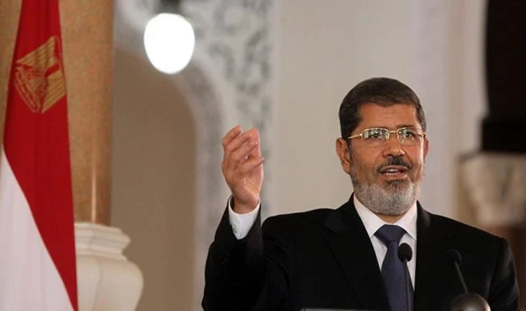 Mohamed Morsi dies in Court