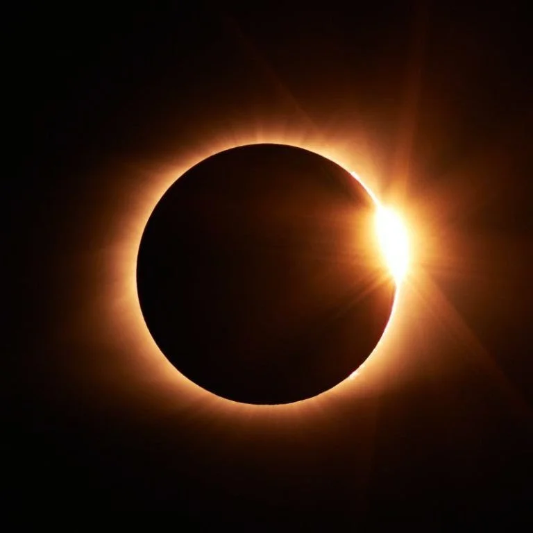 Solar-eclipse-1-768x768