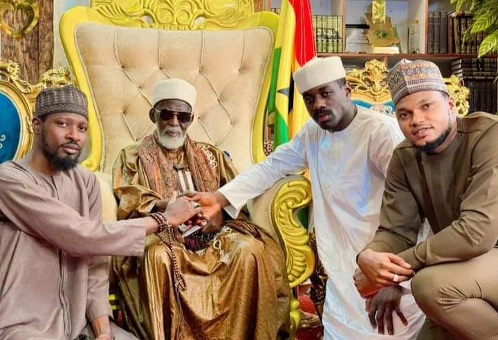NFL superstar Owusu-Koramoah accepts Islam
