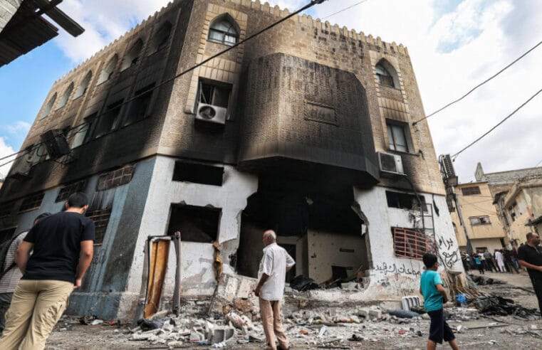 Illegal Israeli settlers set mosque ablaze in occupied West Bank