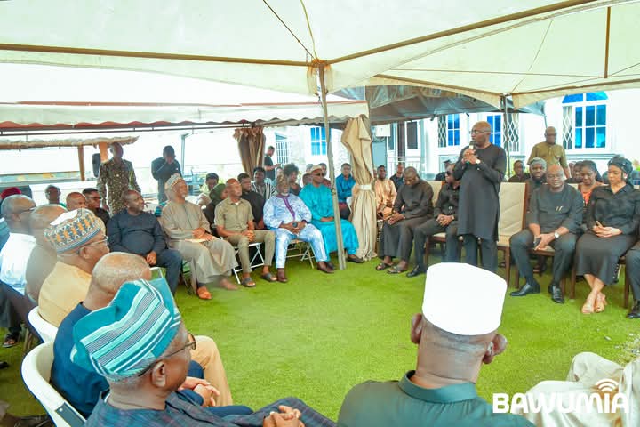 Helicopter tragedy: Dr Bawumia consoles families of the late Dr Murtala and Alhaji Muniru